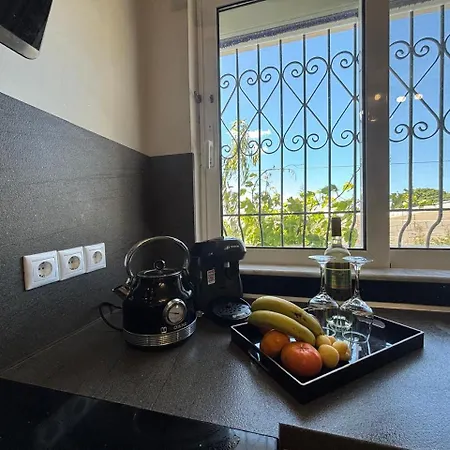 Sea View House شقة *