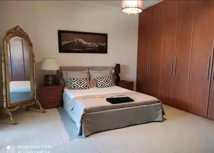 Апартаменты Sea View House *